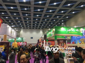 2018第十屆中部 武漢 糖酒食品交易會在武漢國際會展中心開幕,快來一站式采購名酒,嘗國內外美食